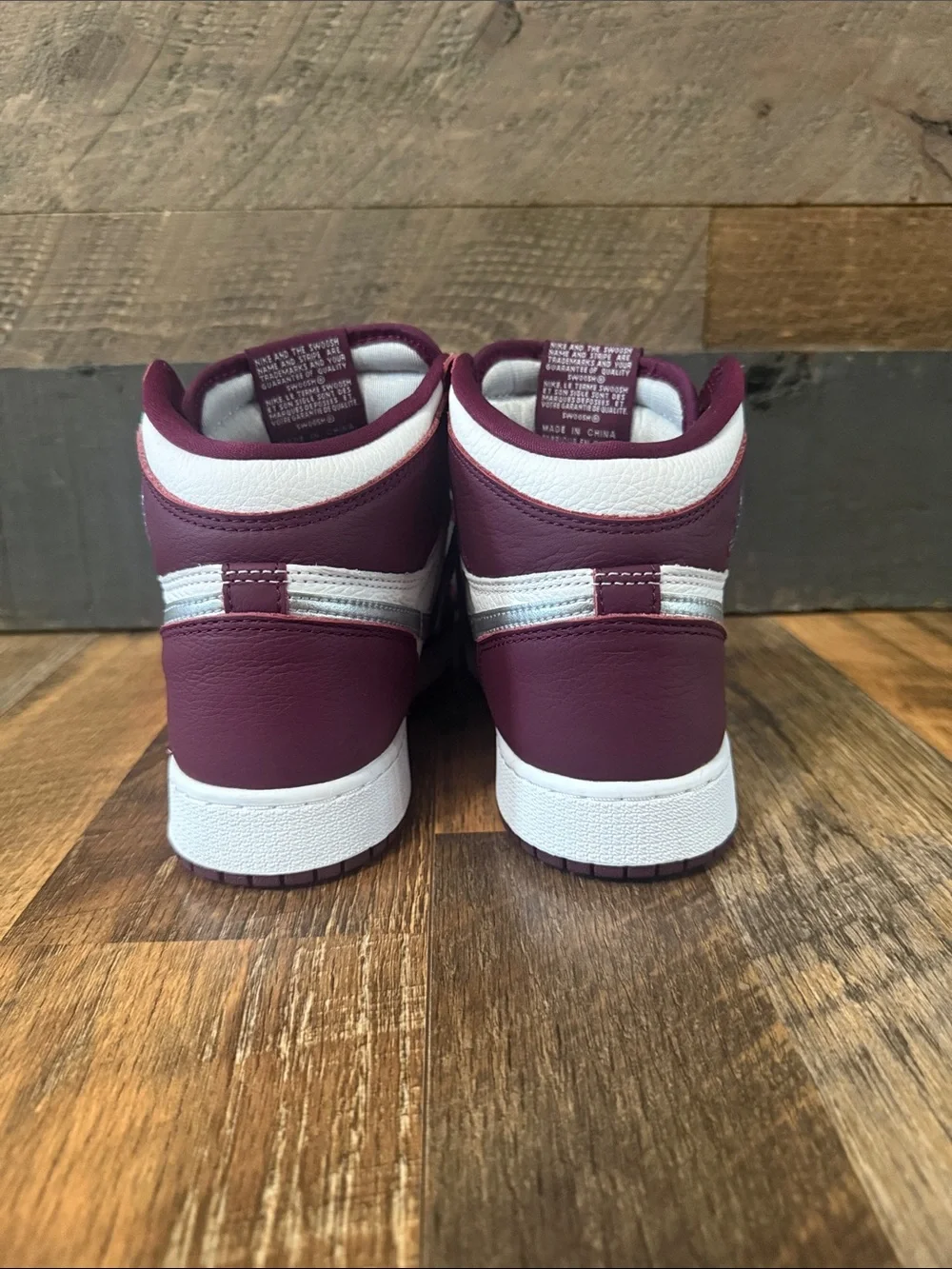 Air Jordan 1 Retro High OG Bordeaux White Silver Sneakers 7Y